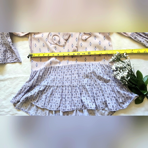 Mudd BOHO Vintage 3/4 Bell Sleeved Ruffled Pink and Purple Blouse Size XS - Picture 12 of 13